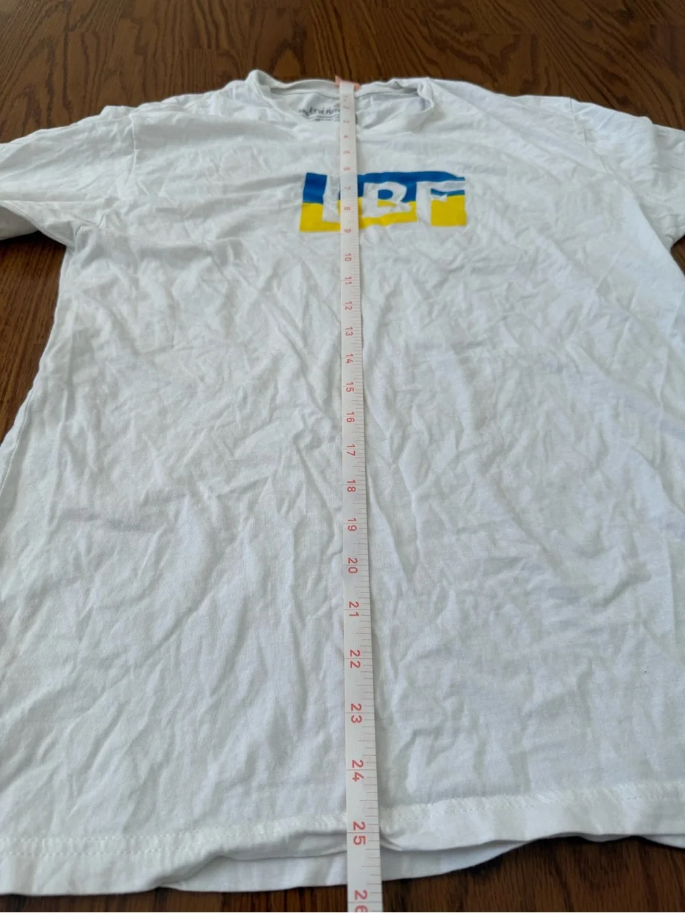 Live Breathe Futbol Classic White Tee Graphic LBF Blue Yellow Logo Men’s Medium - Picture 6 of 6